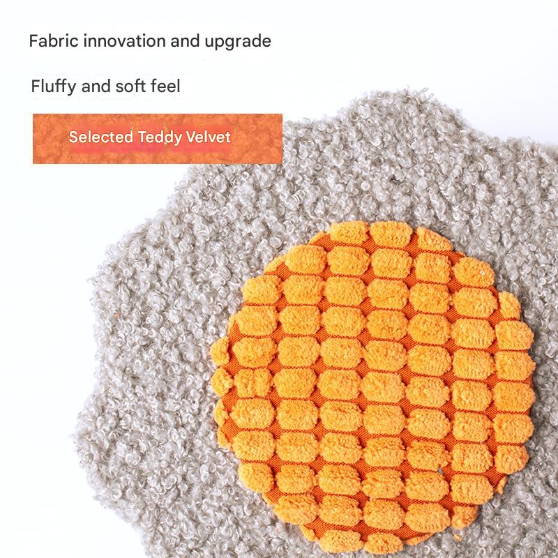 NNEDSZ Pink-blue Interactive Cat Scratching Post with Playful Ball Toys, Flower Design - 35cm Height, 26cm Base